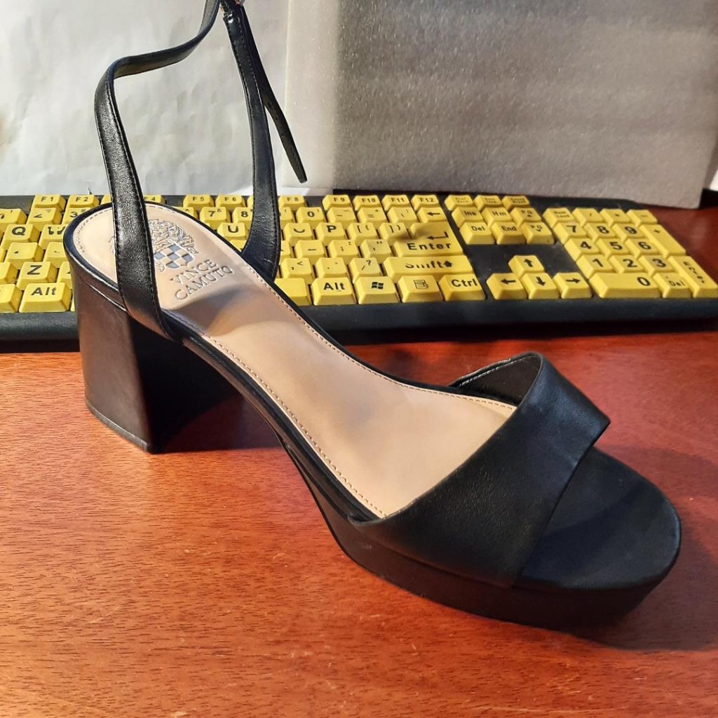 Vince Camuto Women's Pendreya Platform Sandal Black Size 9.5 New With Defect